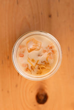 Load image into Gallery viewer, Hightide Designs - 8oz Nautral Soy Wax Candle