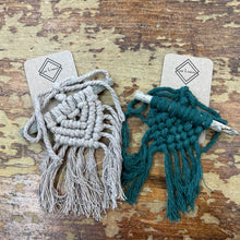 Load image into Gallery viewer, Sea and Weave - Macrame Ornaments
