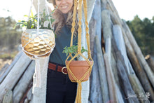 Load image into Gallery viewer, Sea and Weave - Macrame Plant Hanger
